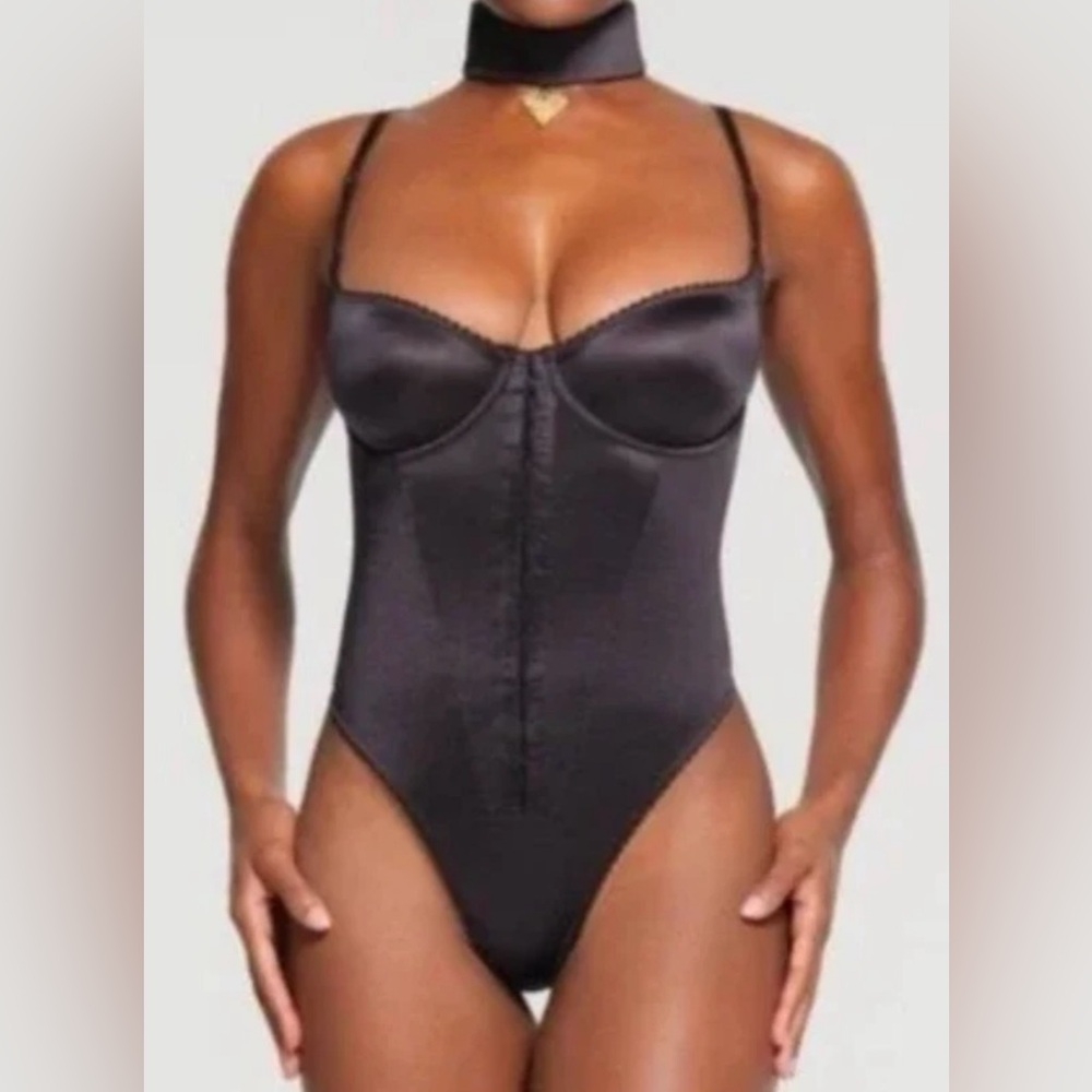 NWT Skims Stretch Satin Pendant Tank Bodysuit Onyx Size Large